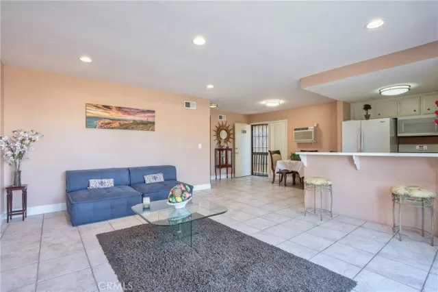 MLS: OC24175302 Condo For Sale