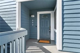 Photo #2: OC24175815 Listing 