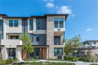 More Details about MLS # OC24175979 : 2953 W LINCOLN AVENUE 1