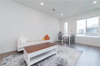 Photo #5: OC24176220 Listing