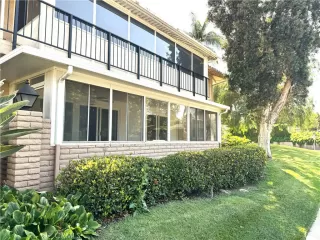 Photo #2: OC24176300 Listing