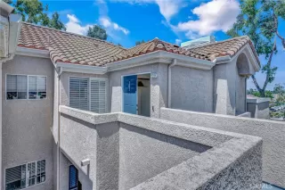 Photo #3: OC24176304 Listing 