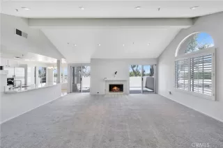 Photo #6: OC24176304 Listing 