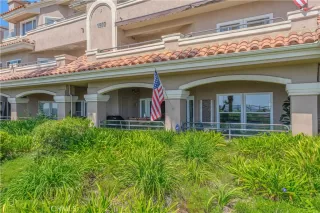 Photo #2: OC24176659 Listing