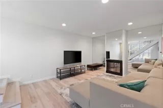 Photo #5: OC24176664 Listing