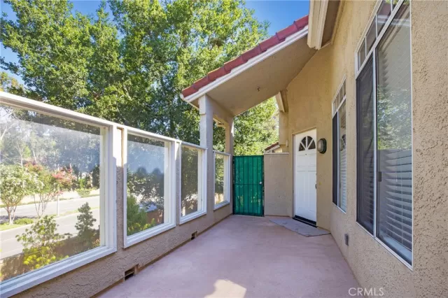 MLS: OC24176972 Condo For Sale