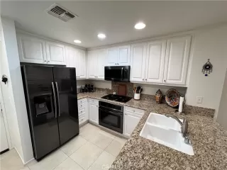 Photo #4: OC24177238 Listing