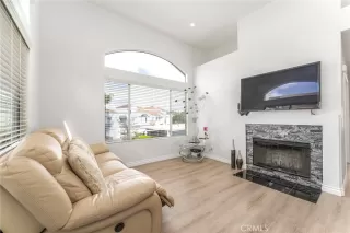 Photo #1: OC24177828 Listing