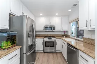 Photo #5: OC24177828 Listing