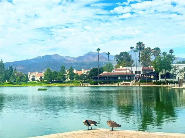 MLS: OC24178047 Condo For Sale