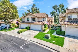 Photo #2: OC24178110 Listing 