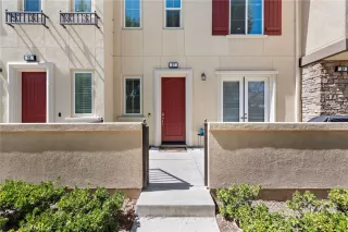 Photo #1: OC24178134 Listing 