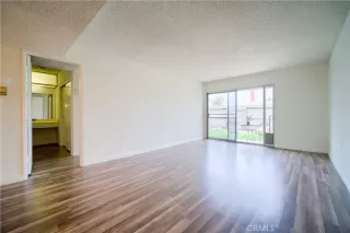 Photo #6: OC24178489 Listing 