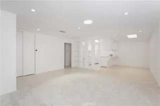 Photo #2: OC24178528 Listing