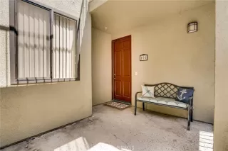 Photo #3: OC24178543 Listing 