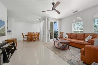 Photo #4: OC24179356 Listing 