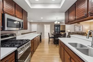 Photo #5: OC24179396 Listing 