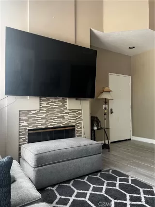 Photo #3: OC24180100 Listing