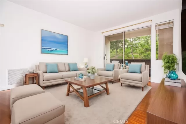 MLS: OC24180369 Condo For Sale