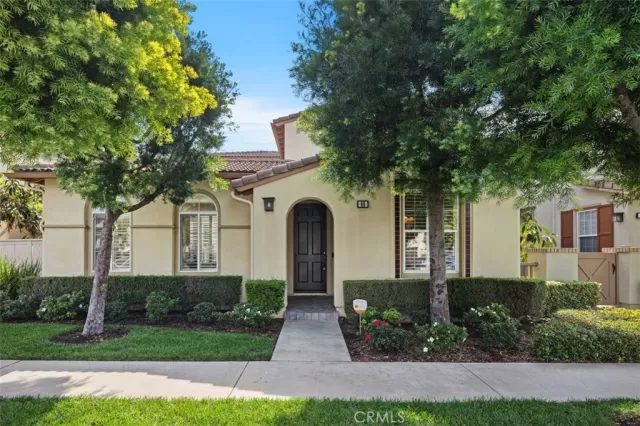 MLS: OC24180733 Condo For Sale