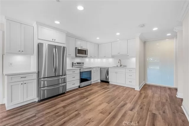 MLS: OC24180842 Condo For Sale
