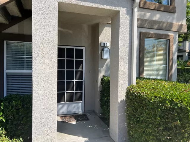 MLS: OC24181068 Condo For Sale