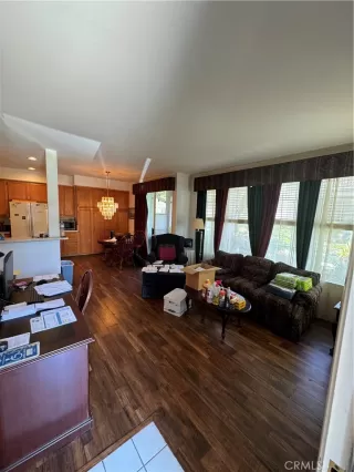 Photo #4: OC24181068 Listing 