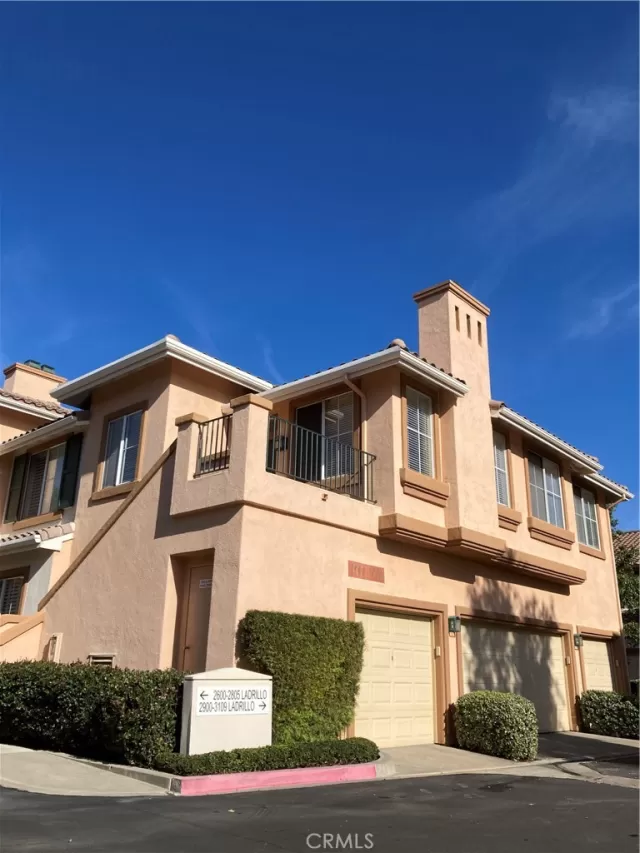 MLS: OC24181672 Condo For Sale