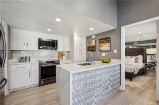 Photo #3: OC24181719 Listing