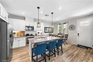 Photo #5: OC24181927 Listing