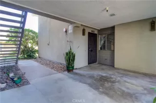 Photo #2: OC24182024 Listing 