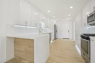 Photo #5: OC24182789 Listing 