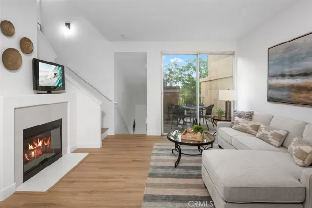 MLS: OC24182939 Condo For Sale