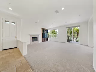 Photo #3: OC24183009 Listing 