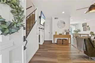 Photo #3: OC24183209 Listing 