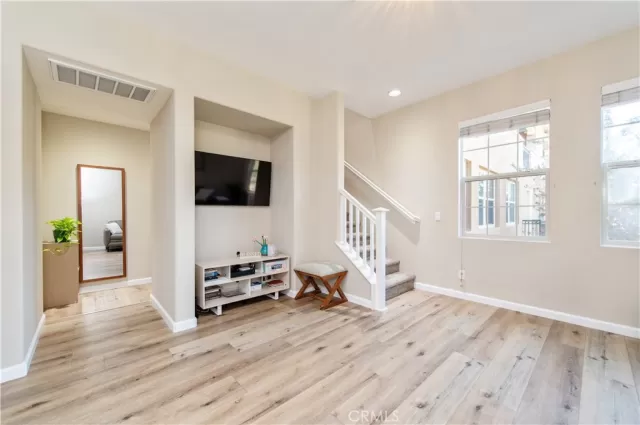 MLS: OC24183359 Condo For Sale