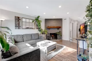 Photo #3: OC24183399 Listing