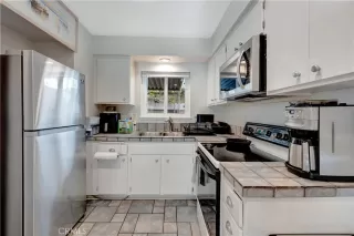 Photo #6: OC24183399 Listing