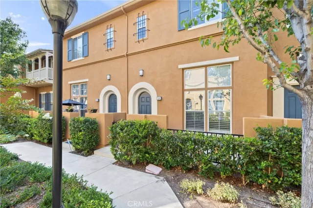 MLS: OC24183472 Condo For Sale