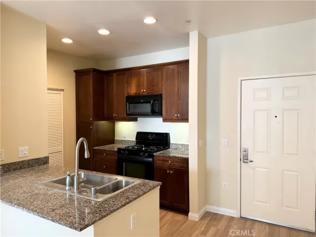 MLS: OC24183545 Condo For Sale