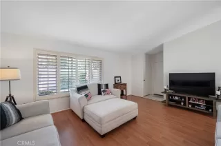 Photo #4: OC24183548 Listing 