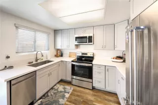 Photo #2: OC24183727 Listing 