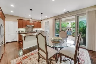 Photo #6: OC24183745 Listing 