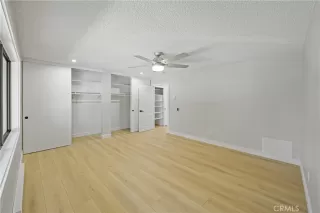 Photo #6: OC24184337 Listing 