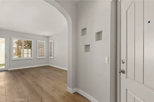 MLS: OC24184347 Condo For Sale