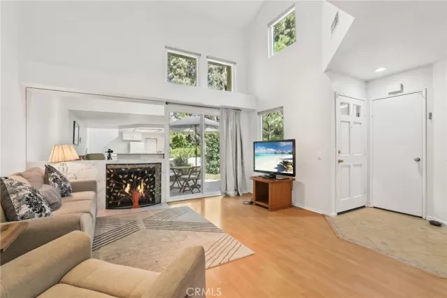 MLS: OC24184791 Condo For Sale