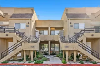 Photo #3: OC24184880 Listing