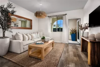 Photo #2: OC24185470 Listing 