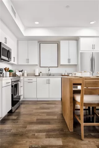 Photo #5: OC24185470 Listing 