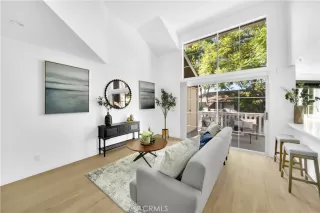 Photo #4: OC24185497 Listing 